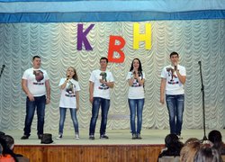 Виступ команди КВН "Без варіантів"